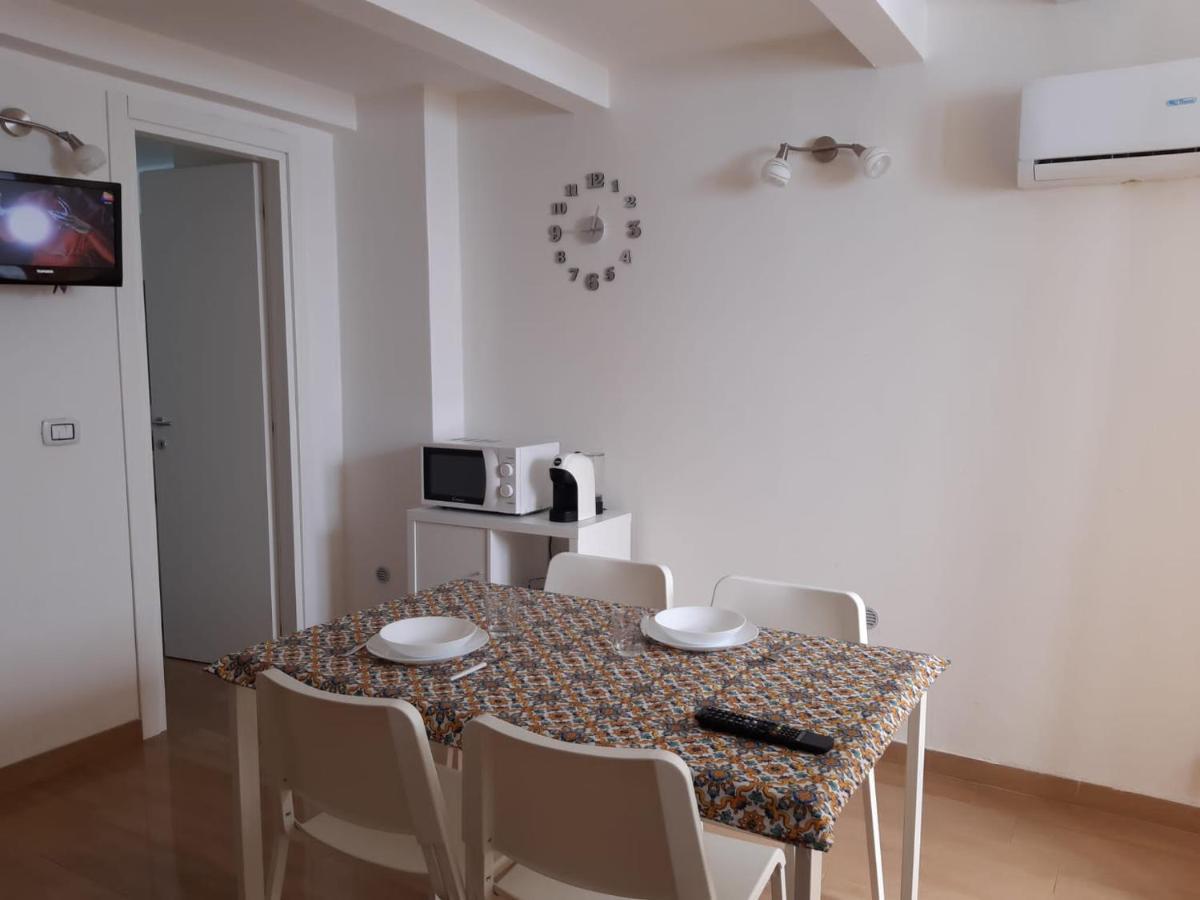 I 3 Principi Al Mulino Apartment Catania Bagian luar foto